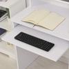Kompakter Computertisch, Schreibtisch für Desktop-PC in Weißem Holz mit Ausziehbarer Tastaturablage und Regalen 104x48x95.5cm