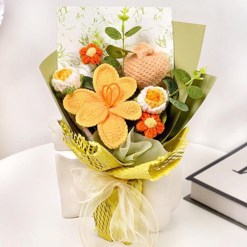 

Handmade Crochet Tulip Bouquet Mother s Day Christmas Thanksgiving Graduation Present Wed Fabric Tulip Home DecorWinter золотой