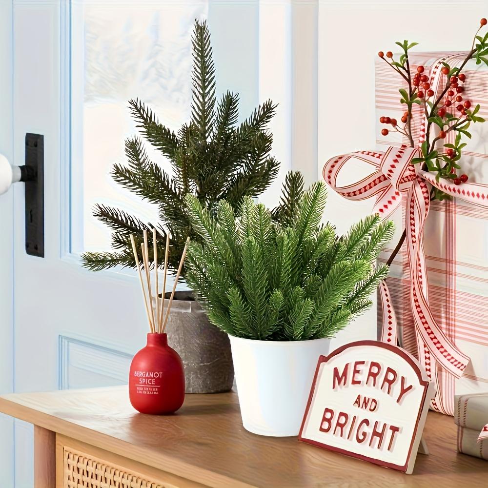 50pcs Artificial Pine Needles-Realistic Green Foliage for DIY Christmas Wreaths,Garden Decor,for Holiday Crafts,Tabletop Display