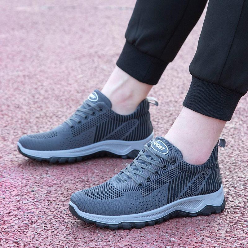 New Styles of Walking Shoes, Travel Shoes, Comfortable Soft-soled Running Shoes and Sports Shoes