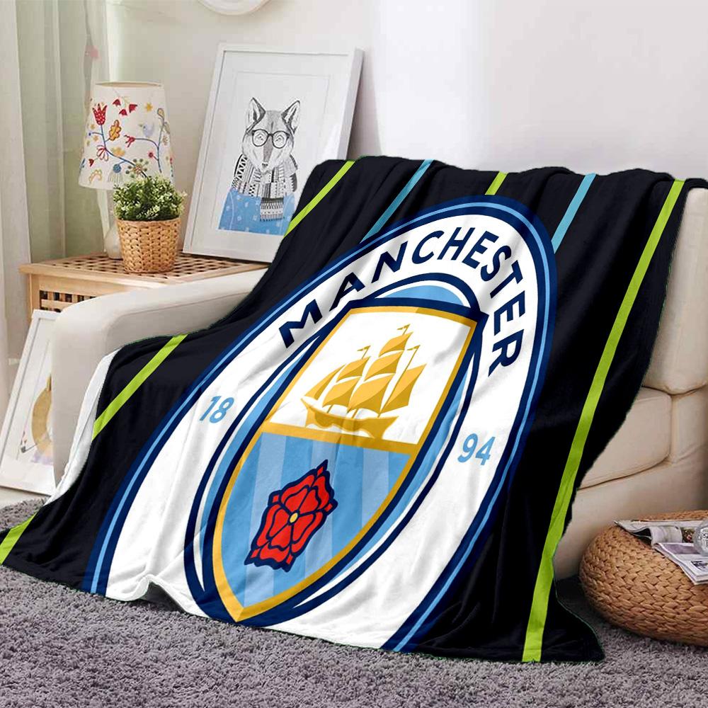 Manchester City Crest Flannel Blanket, Soft Polyester, Modern Design, All-Season for Camping, Travel, Gifts for holidays or birthdays