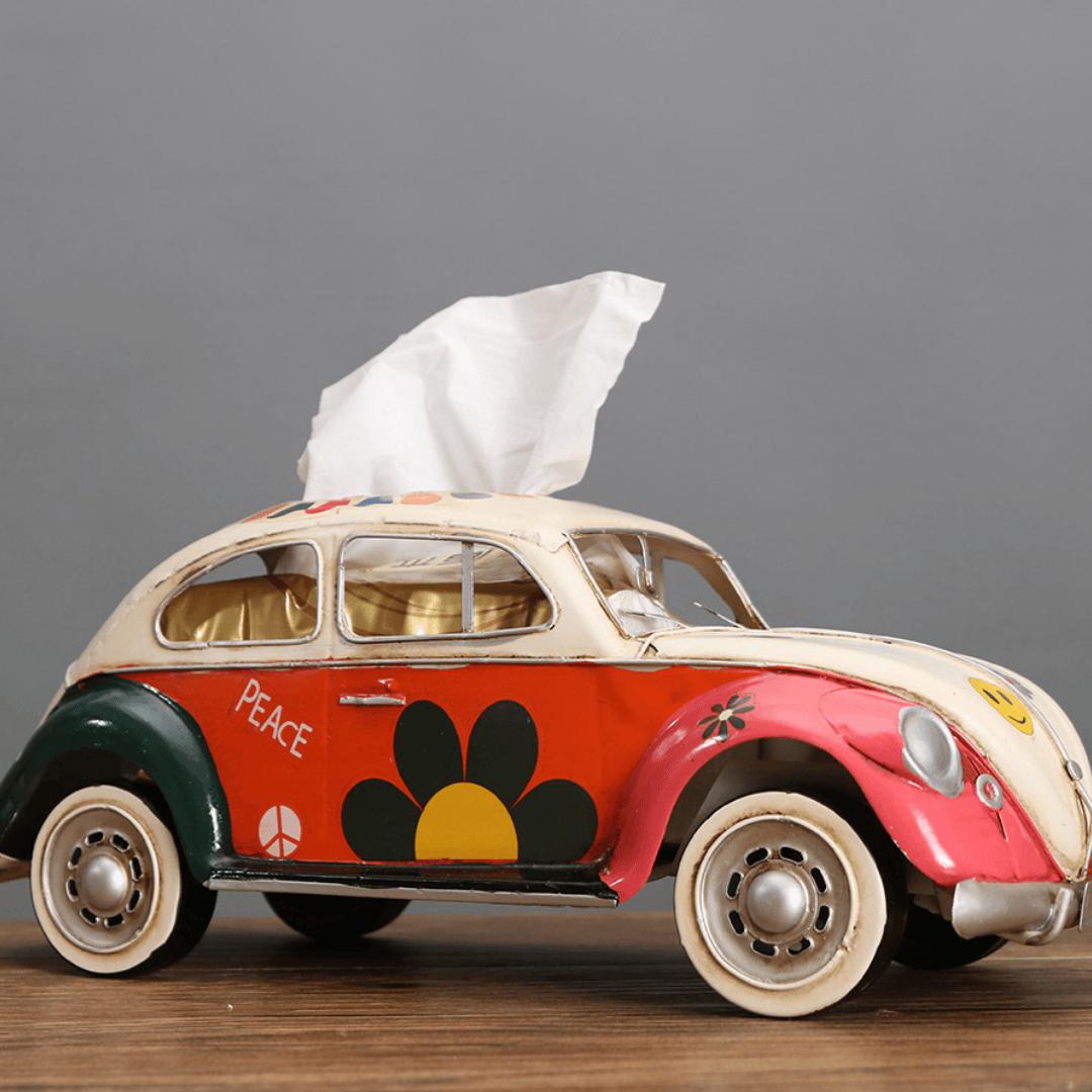 

Вінтажна креативна коробка для паперових серветок у промисловому автобусі в американському стилі, декоративна деталь для вітальні, яка служить утримувачем серветок і прикрасою автомобіля. білий