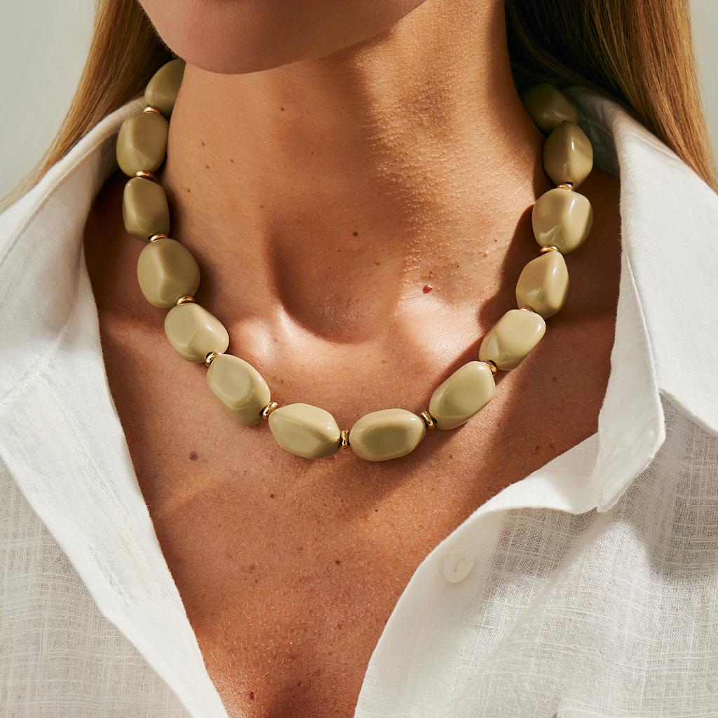 Fashion Irregular Acrylic Beaded Necklace, Design Sense Geometric Bead Clavicle Chain Necklace Women