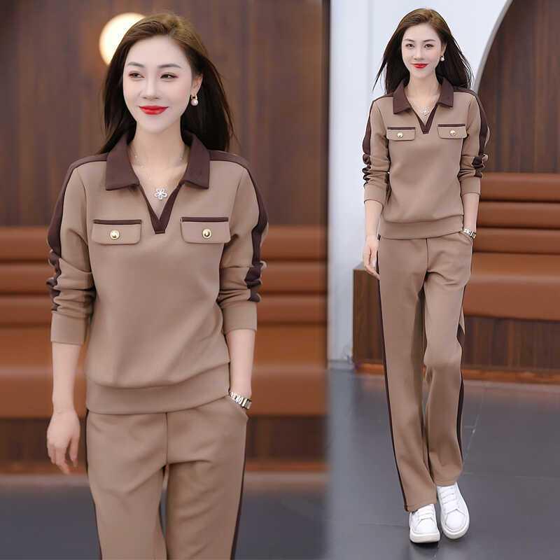 

2026 Spring Fashion: Casual Hoodie & Sportswear Set for Middle-Aged Women M (85-100 Jin)
