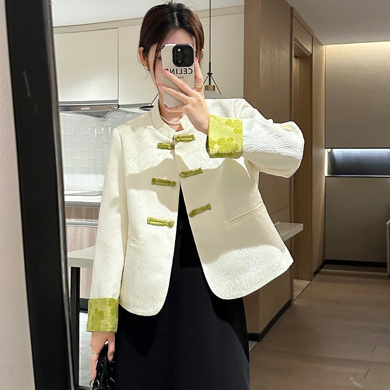 

2025 Spring/Autumn Women s Short Jacquard Frog Button Coat M 51-55kg білий