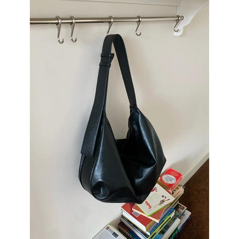 Weiches PU-Leder Damen Hobo Schultertasche Große Kapazität Damen Retro Lässige Umhängetaschen Einfarbige Damen Tragetaschen