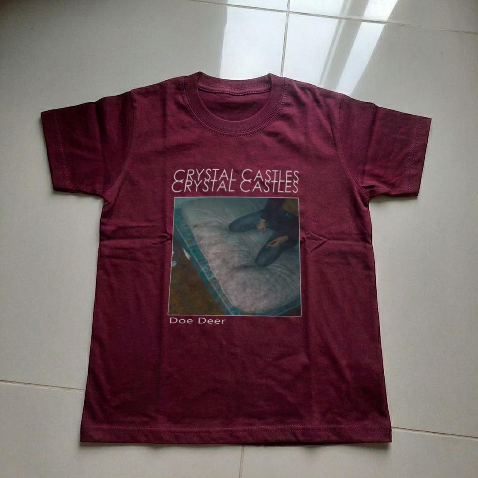 Crystal Castles Doe Deer Inspired T shirt, Retro Synthpop Music Tee 2XL