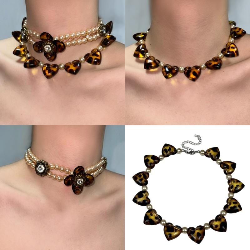 Artisanal Leopard Inspired Heart Jewelry Acrylic Pearls Chain Contemporary Design For Fashion Forward Women