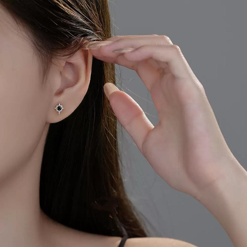 Beixi S999 Sterling Silver Star Earrings: Fashionable Eight-Pointed Studs with Black and White Cubic Zirconia