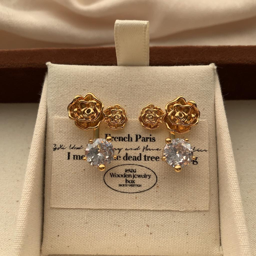 Three-dimensional gold rose bright diamond stud earrings romantic retro exquisite high-end earrings