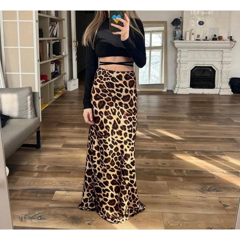 Spring New Women's Clothing Fashion Style High Waist Slim and Sexy Hip Mid-Length Silk Satin Texture Leopard Print Skirt