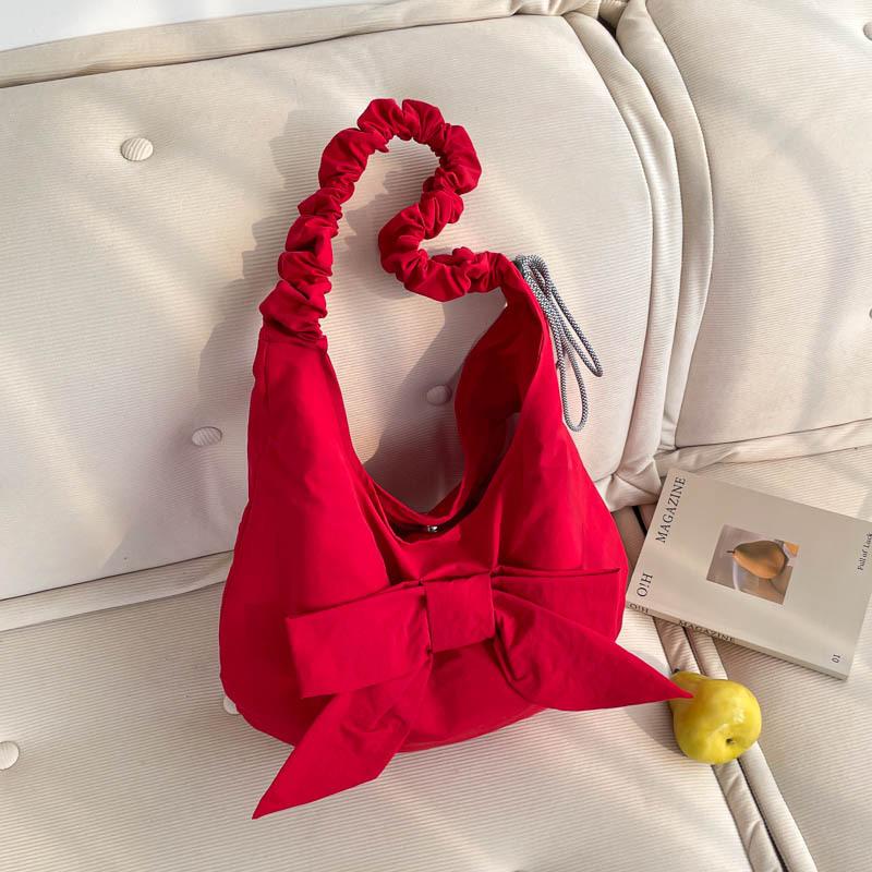 Trendy Korean Bow Drawstring Shoulder Bag Women Fashi and Versatile Commuting Bag Large Capacity Casual and Simple Cloud Bag