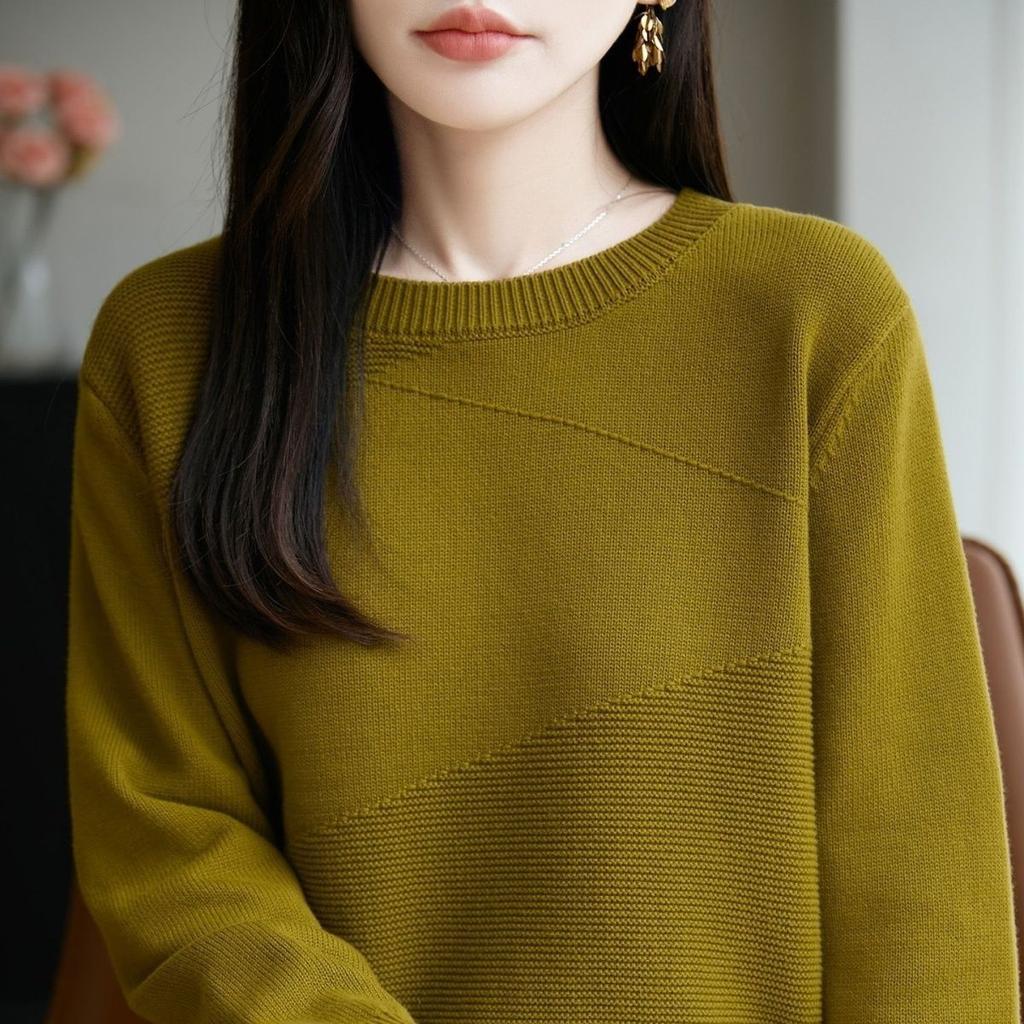 Round Neck Knitted Sweater Top Long Sleeved Sweater for Women Autumn and Winter Middle-aged Mother Loose Knit