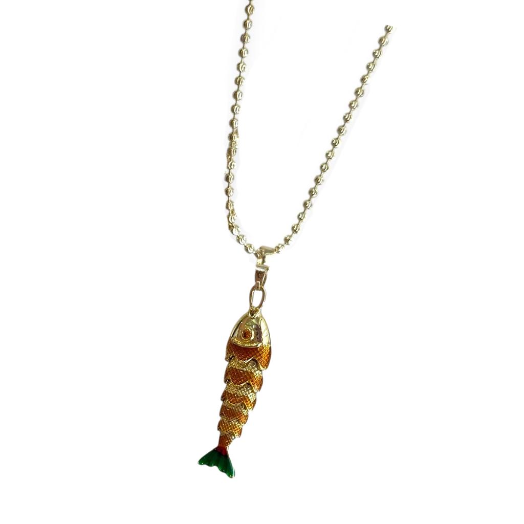 Vibrant Summer Ocean Fish Pendant Necklace Copper Neck Jewelry for Women Lightweight Design Collarbone Chain