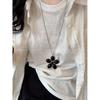 Blogger's Style: Meillard Tiger Eye Flower Pendant Necklace for Women - High-End, Long Sweater Chain with Unique Personality