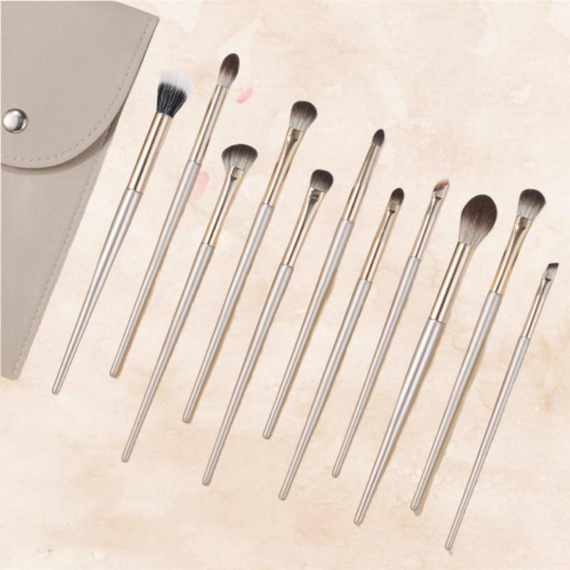 15-piece Makeup Brush Set: Eye, Stippling, Blush, Lip, Scythe-shaped, Eyeshadow, Nose Shadow, Full Setting Brushes