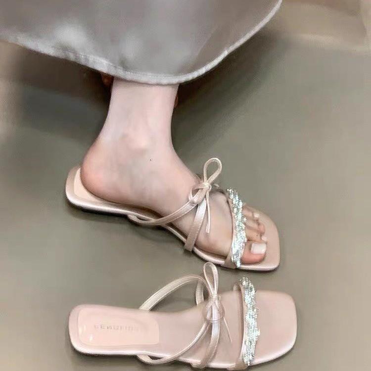 Low-heeled rhinestone bow slippers for women's summer wear 2025 new fairy style with skirt high-end sandals