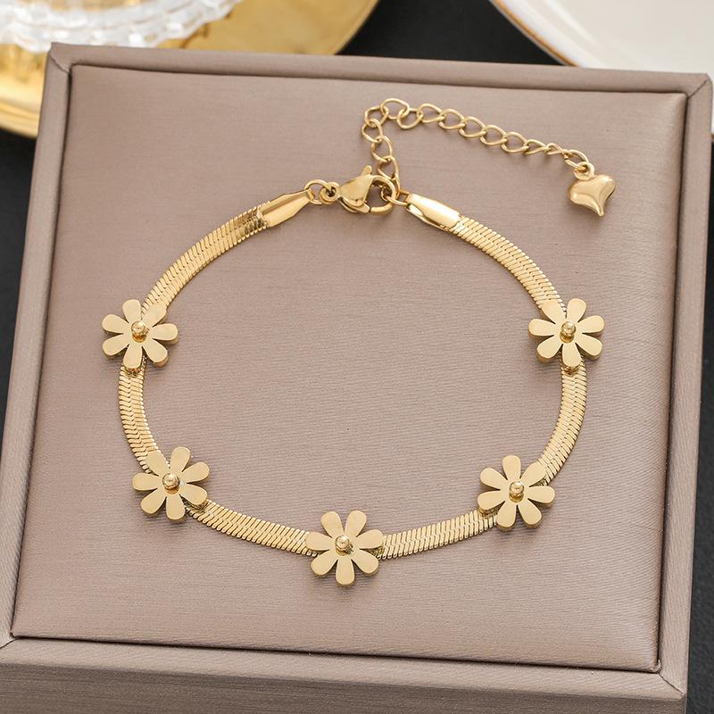 Meichen 18k Gold Non-Fading Titanium Steel Women's Fashion Bracelets - Simple, Versatile, Trendy European and American Style.