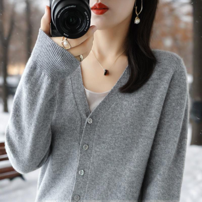

Кардиган, вязаная базовая рубашка, V-образный вырез, длинный рукав, внешний свитер, корейская версия L серый