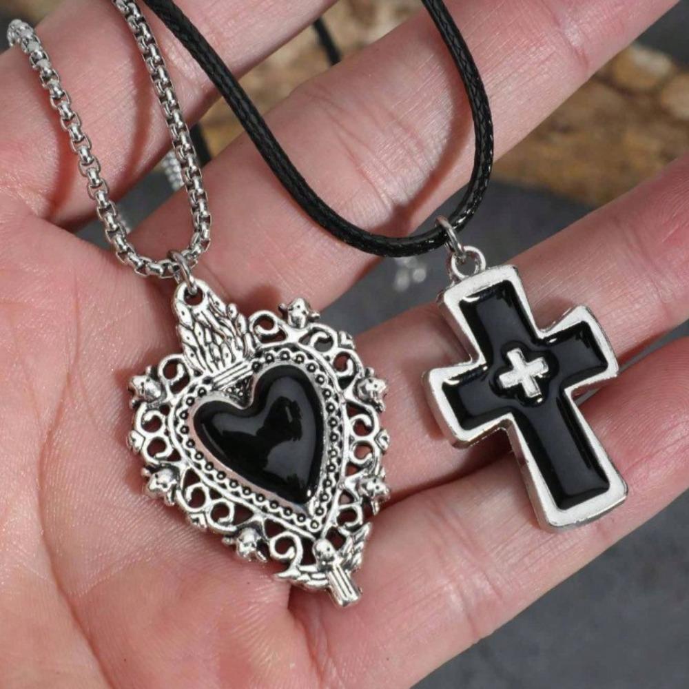 2pcs Set Retro Gothic Flame Sacred Heart Cross Pendant Necklaces Stacked Set for Women Men Halloween Party Jewelry Accessories