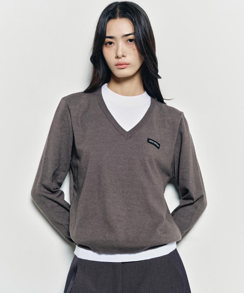 Nigaennikol Layered Round V Neck Knit_Charcoal