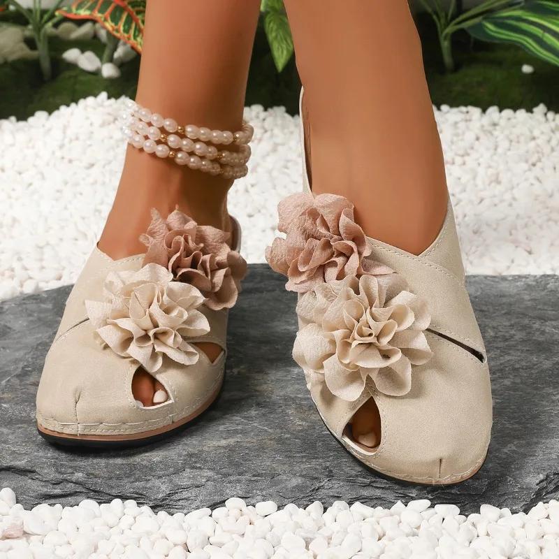 

Fashion Ladies Shoes 2025 Brand Closed Toe Women s Slippers Fashion Floral Outdoor Casual Summer Plus Size Comfortable Wedge Slippers 43 бежевый