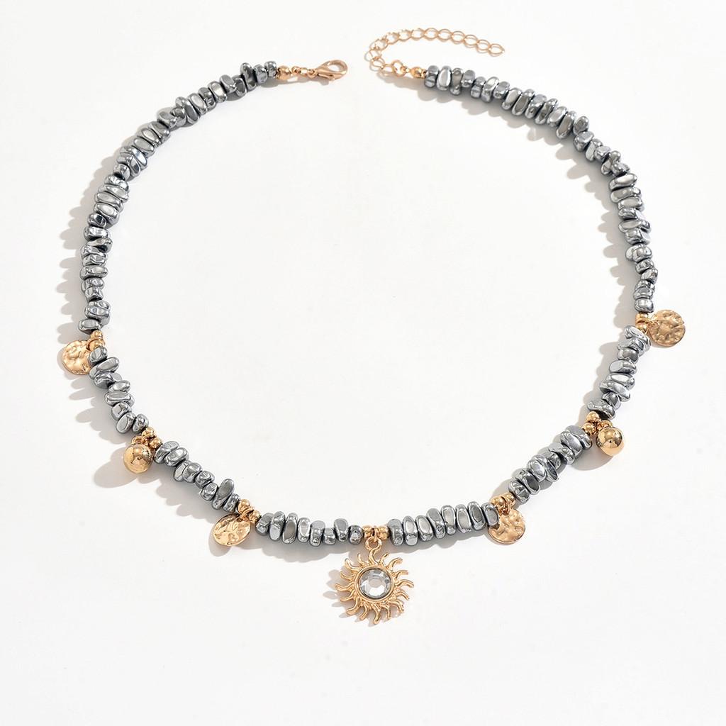 Sunflower Pendant Necklace For Women With Geometric Design And Crushed Stone In Autumn Style