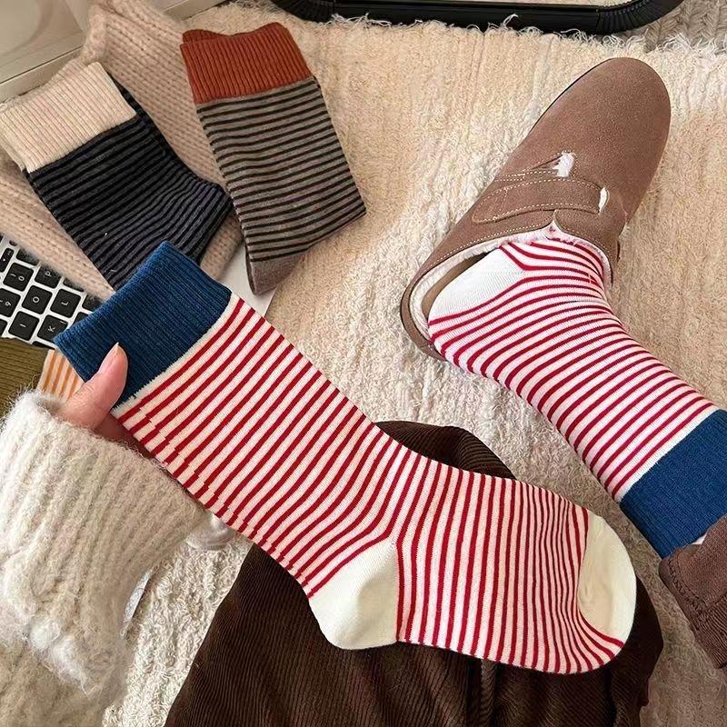 Dui Dui Socks Women's Mid-calf Striped Socks Trendy, Sporty, Color-blocking, Versatile and Casual Socks