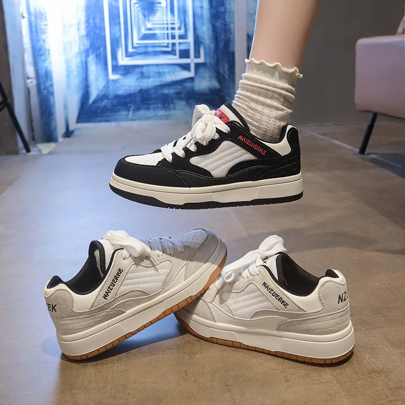 Versatile simple board shoes women's 2025 summer new little white shoes women's breathable fashion niche thick-soled casual women's shoes