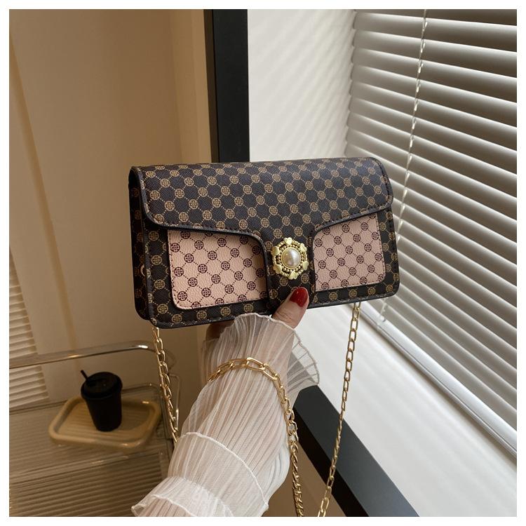 Simple casual fashion small bag women's 2024 new trend retro shoulder bag casual chain crossbody small square bag