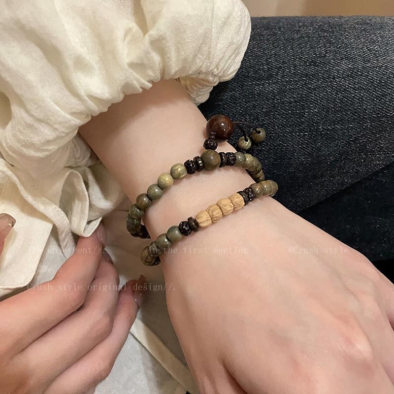 Double-layer green sandalwood beaded bracelet for women, light luxury niche wooden bracelet, new Chinese ethnic style vintage layered wrist accessory Green Sandalwood Double L