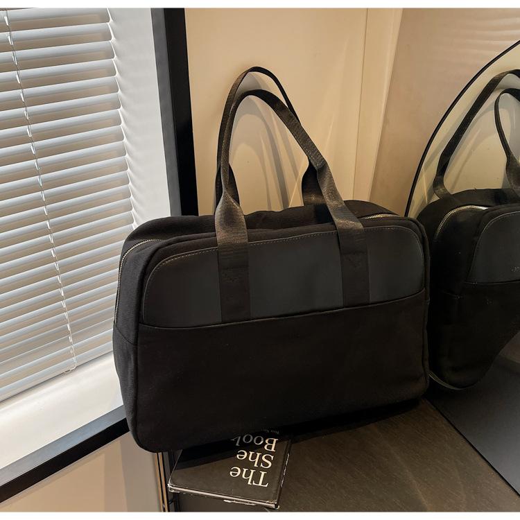 

Ретро-сумка женская большая вместимость 2024 новая осенне-зимняя универсальная сумка через плечо повседневная простая сумка-тоут для поездок на работу чёрный