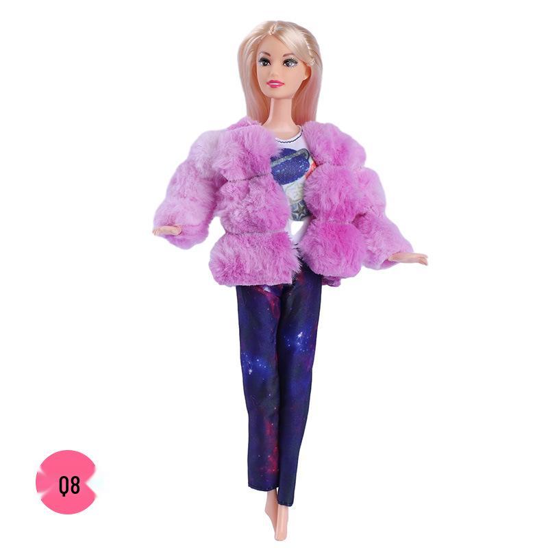 

Набор модной одежды для куклы Барби 30 см: Длинное пальто из искусственного меха и плюшевая короткая куртка Clothes only (doll not included)