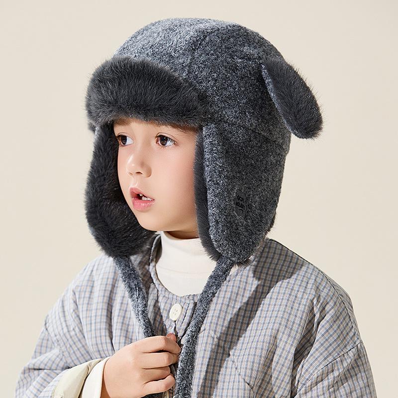 Kids' 2025 Autumn/Winter Lei Feng Hat: Thickened Pom-Pom Ear Protection, Plush Warmth for Boys & Girls.