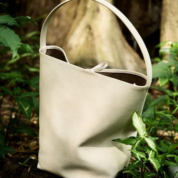 Top Layer Cowhide Large Capacity Women's Bag Versatile Bucket Bag 2025 New Commuter Shoulder Bag Lazy Style Tote Women's Bag