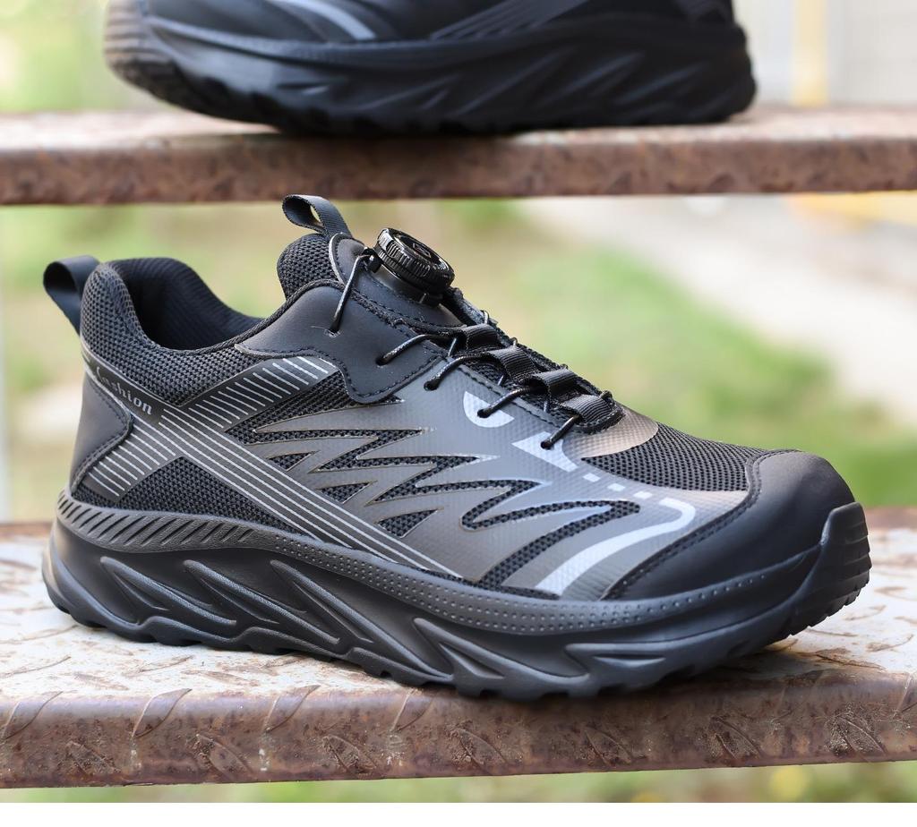 Men's 2026 Breathable Safety Work Shoes: Lightweight, Wide Toe, Anti-Smash & Puncture, Soft Sole for Summer Construction.