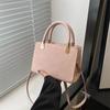 High-end Women's Bag New Fashionable Bag Patterned Handbag Shoulder Bag Crossbody Versatile and Fashionable Small Square Bag