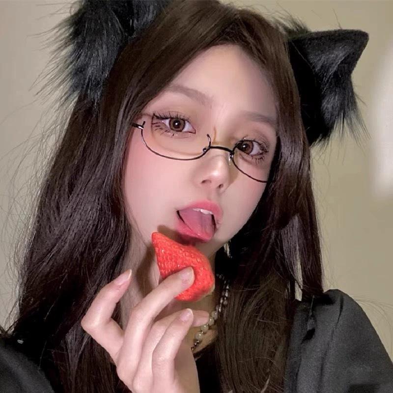 Half-Frame Glasses For Women Can Be Matched With Degrees, Plain Face, Decorative Artifact, Eye Frame, Frame, Tide, Round Face, Small Face.