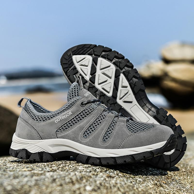Mesh Outdoor Shoes Men Breathable Mesh Men's Hiking Sneakers 2024