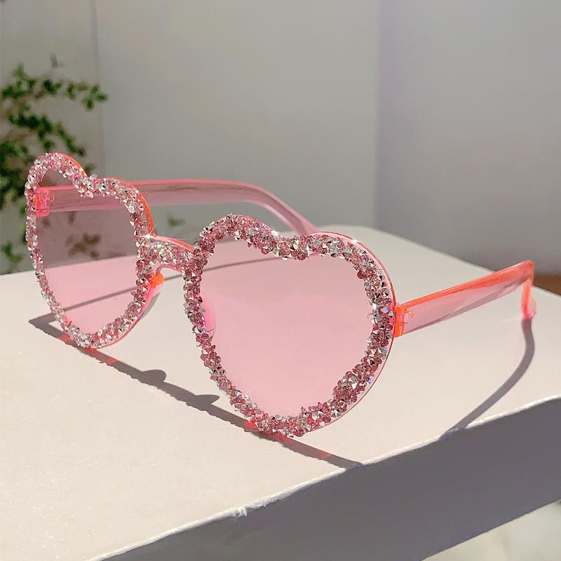 Fashion Brand Crystal Shiny Shades Women Stylish Heart Decor Trends Sunglasses Oversize Candy Color Beach Sun Glasses