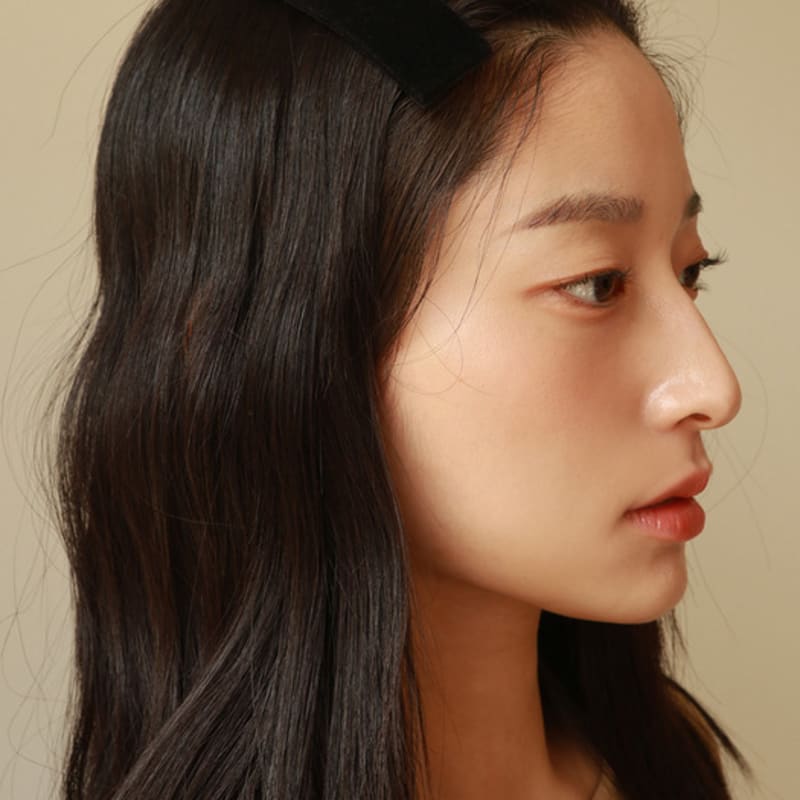 Less Is More Velvet Hair Pin _ 4 Colors