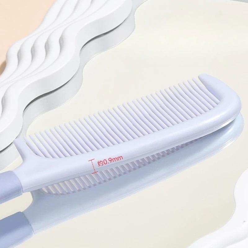 Cute Cartoon Plastic Comb for Womens Long Hair Suitable for Home Use Portable Anti-static Children Straight Hair Styling Brush