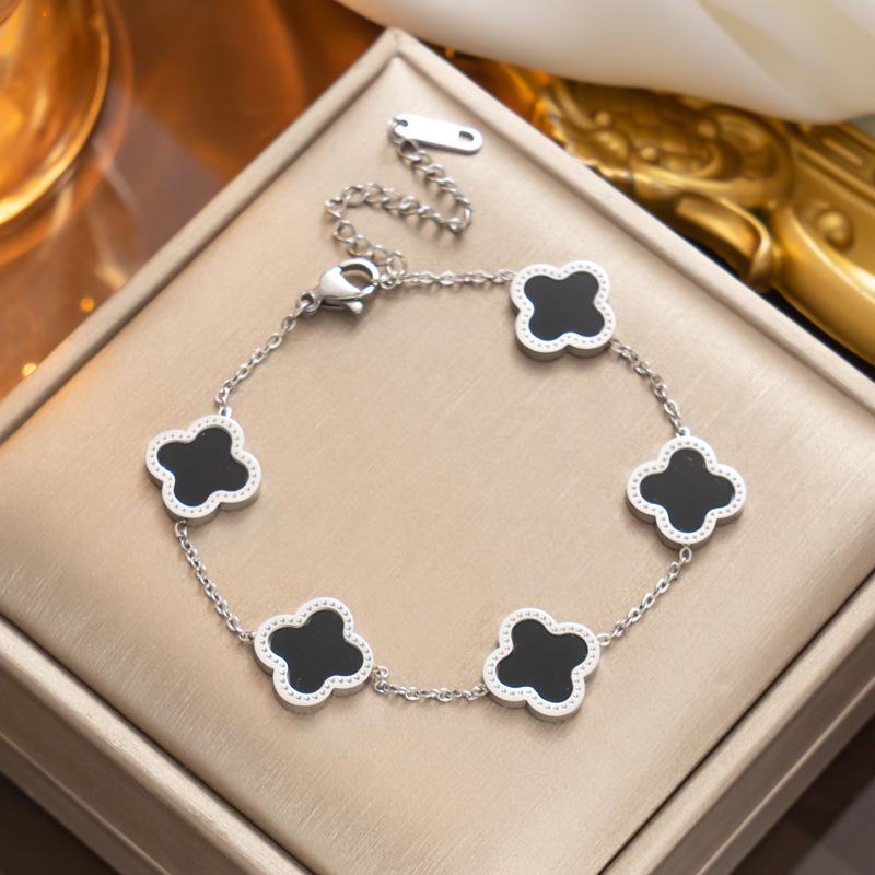 Non-Fading Rose Gold 18K Four-Leaf Clover Bracelet with Diamond Accent – European & American Style Charm Jewelry