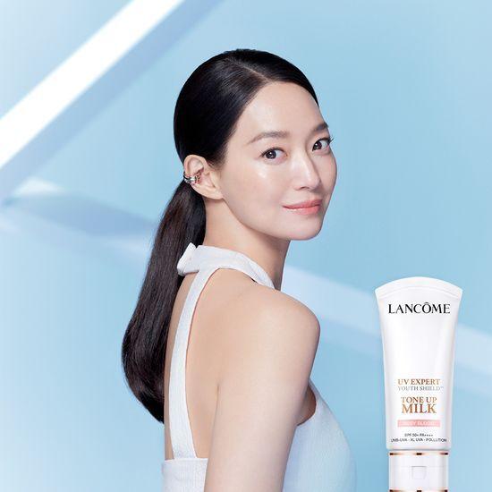 Lancome UV Expert Tone-Up Sunscreen Rose Bloom 30ml/50ml