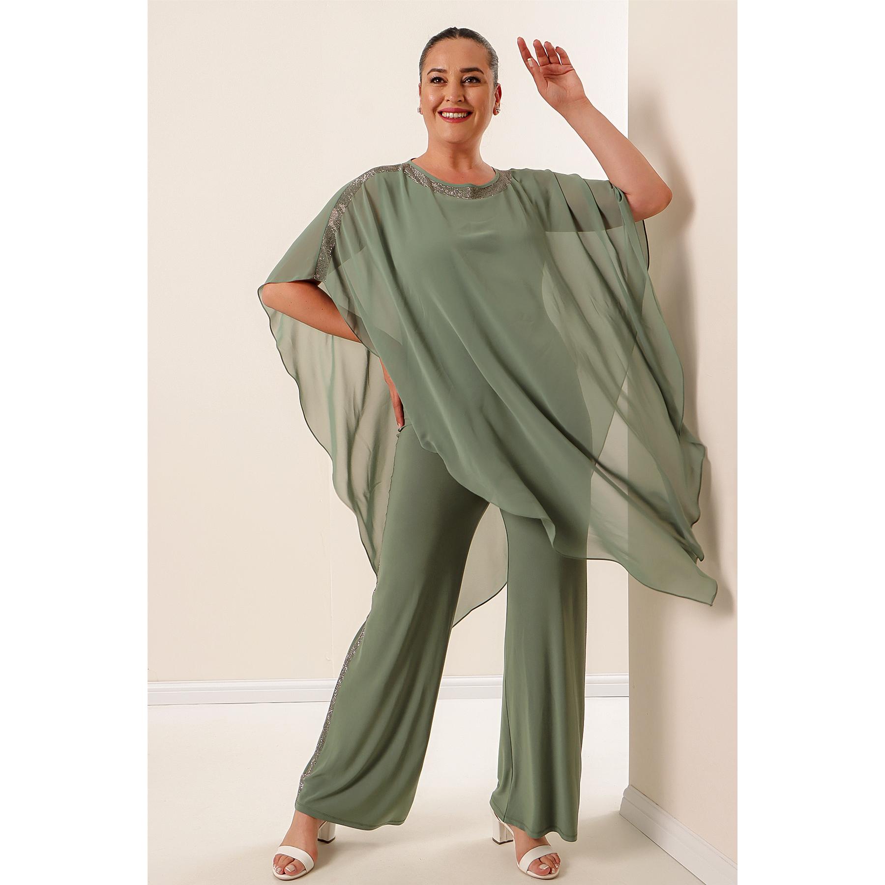 

Шифоновый комбинезон больших размеров из лайкры и песчаной ткани с принтом камня