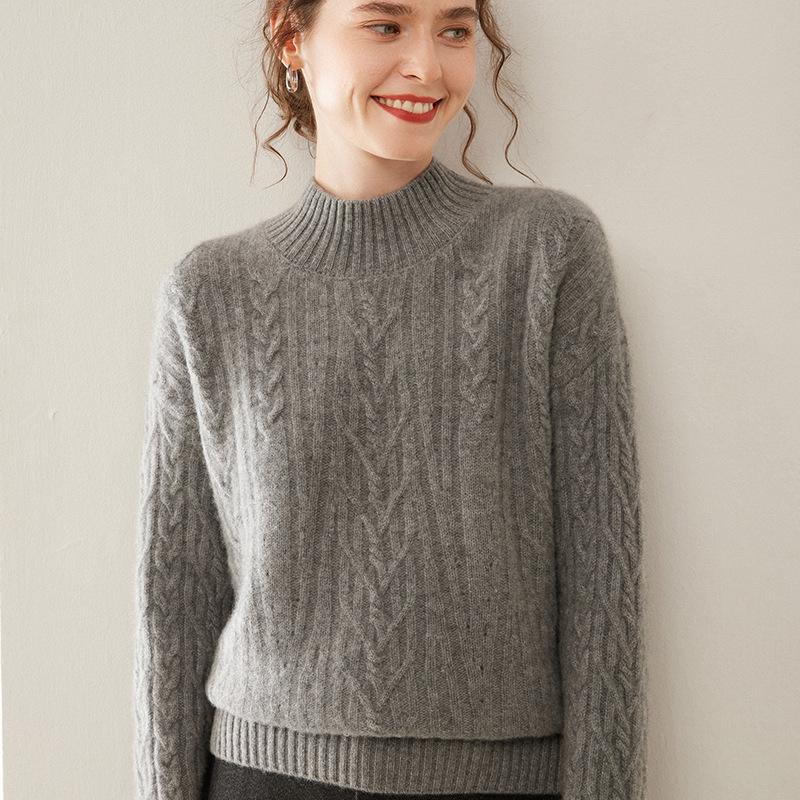 Retro Cable Knit Three-Ply Thickened Loose Pullover Sweater for Autumn and Winter