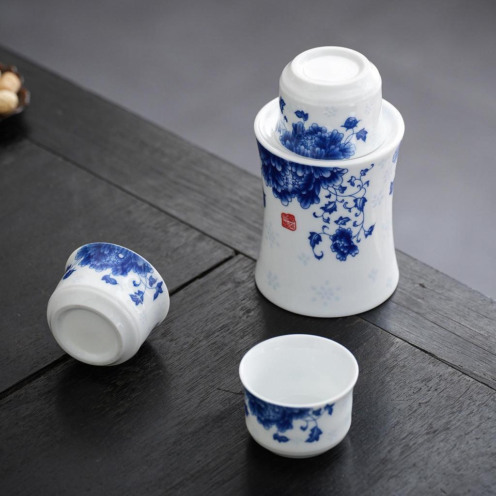 Blue & White Porcelain Ceramic Wine Warmer Set - Includes Pot and Sake Cup for Home Use