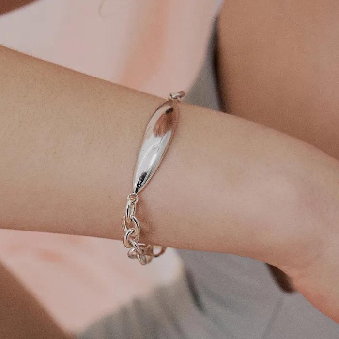 Yoo-young Anti Torso Bracelet