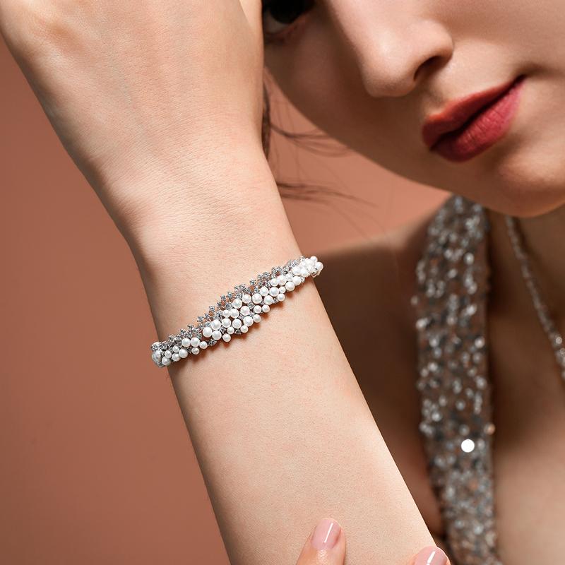 APM Monaco LES PERLES series thickened pearl adjustable bracelet for women AB4462XPL