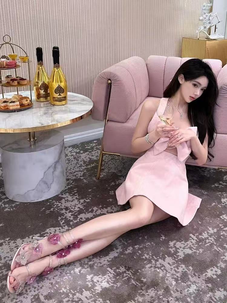 Fashion Water Diamond Serpentine Wrapped Lace Flower High Heels Women's 2025 Summer New Style Sexy Thin Heel Celebrity Strap Sandals